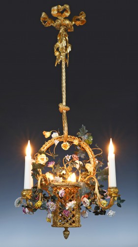 H. Vian, Lustre au bouquet fleuri et ses appliques, France Circa 1890 - Luminaires Style 
