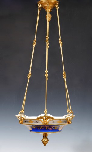 Luminaires Lustre - Porcelaine de Paris, Suspension aux Fleurs, France circa 1890