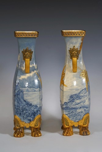 19th century - Royal Worcester - Pair of Japanese style Vases, England 1877