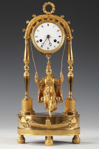 Ormolu &quot;Swing&quot; Clock, France Circa 1820 - Restauration - Charles X