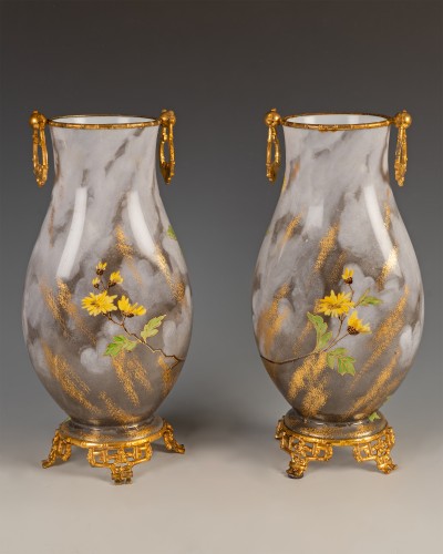 Baccarat, pair of "Birds" Vases, France circa 1880 - 