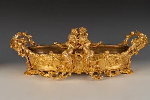 Objet de décoration Cassolettes, coupe et vase - H. Picard, paire de Jardinières "aux Amours", France circa 1860