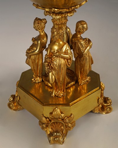 Antiquités - Coupe Néo-Renaissance, France circa 1840
