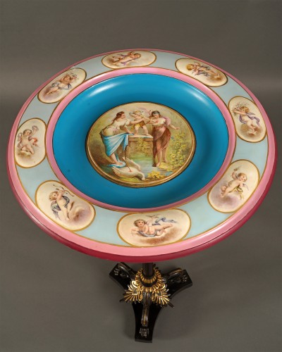 Guéridon aux Amours, France circa 1880 - Tobogan Antiques