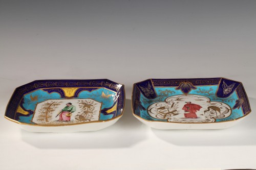 Céramiques, Porcelaines  - Paire de plats Japonisants, France circa 1875
