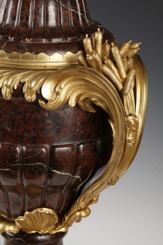  - Maison Lexcellent, paire de vases couverts, France circa 1890