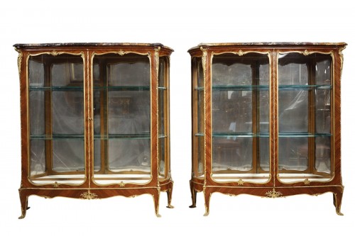 J.-E. Zwiener & L. Messagé, paire de vitrines, France circa 1885