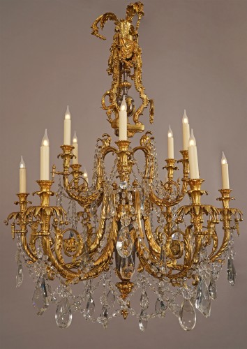 Lacarriere, Delatour et Cie, lustre aux acanthes, France Circa 1870 - Tobogan Antiques