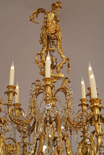 Napoléon III - Lacarriere, Delatour et Cie, lustre aux acanthes, France Circa 1870