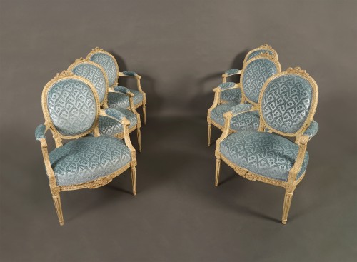 Ensemble de six fauteuils en cabriolet, France circa 1780 - Tobogan Antiques