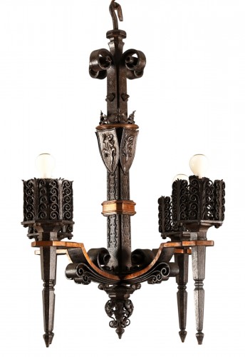 Lustre Néo-Gothique "aux Salamandres", France Circa 1925 attribué à Paul Kiss