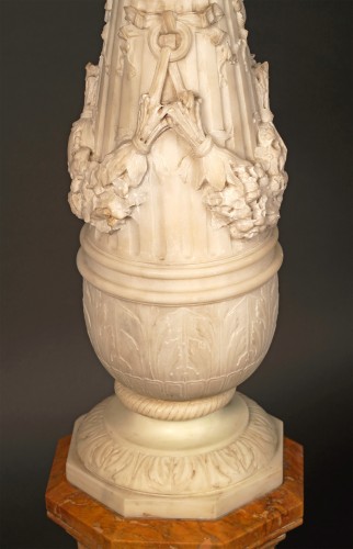 Carrara &amp; Portor Marble, france Circa 1850 - Architectural & Garden Style 