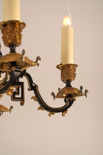 Napoléon III - A Gilt Bronzeand Porcelain Japonist Chandelier, France Circa 1860