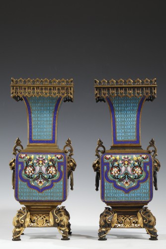 Pair of Cloisonné Vases Attributed to A. Giroux, France, Circa 1860 - Decorative Objects Style Napoléon III
