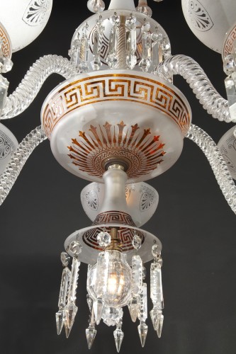 Antiquités - Lustre néo-Grec en cristal attribué à Baccarat, France circa 1890
