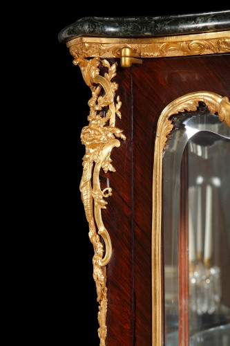 Vitrine attribuée à J.E. Zwiener et L. Messagé, France circa 1890 - Tobogan Antiques