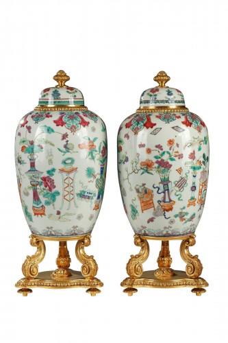 Pair of Covered Jars attr. to l'Escalier de Cristal, France, Circa 1860