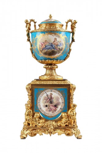 &quot;Sèvres&quot; Porcelain and Gilded Bronze Clock with Putti, France, c. 1845