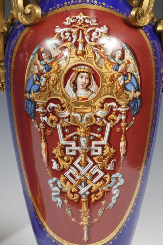 - Paire de vases en porcelaine att. à la Manufacture de Berlin, Allemagne XIXe siècle