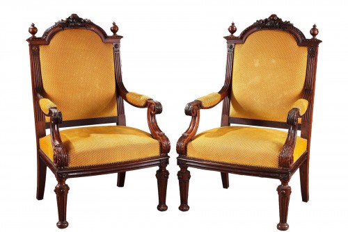 Paire de Fauteuils attribués à H.A. Fourdinois, France Circa 1870