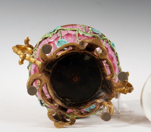 Antiquités - Élégant Brûle-Parfum en porcelaine émaillée, France circa 1880