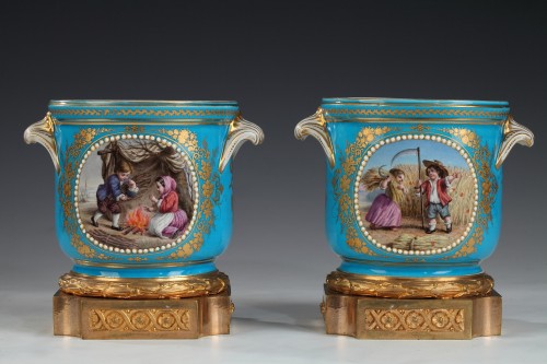 Pair of Louis XVI Style &quot;Sèvres&quot; Porcelain Glass-Coolers, France c. 1880 - Porcelain & Faience Style 