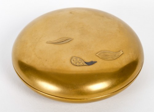 XIXe siècle - Rare kobako en laque or en forme butsudan - Temple portatif