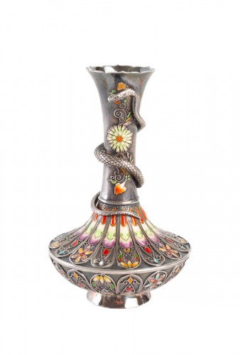 Rare pretty Japanese vase in silver and cloisonné enamels by Mitsu Shige