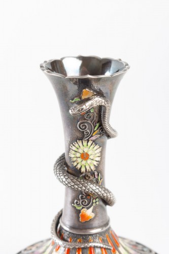 Asian Works of Art  - Rare pretty Japanese vase in silver and cloisonné enamels by Mitsu Shige