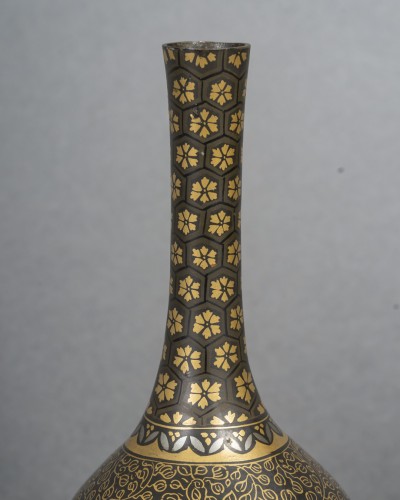  - Japanese bronze pair of vases in Nuno-me zô-gan