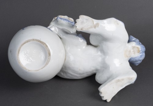 Imposant shishi en porcelaine d'Hirado - 