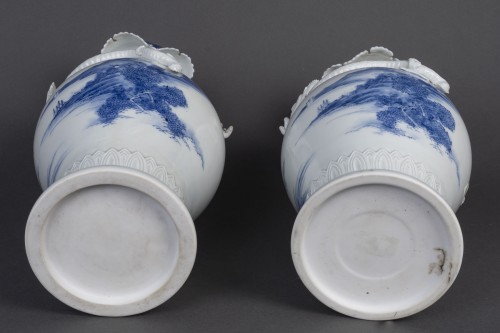 XIXe siècle - Paire de vases japonais fours d'Hirado