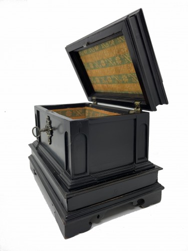 Augsburg architectural jewelry casket - 