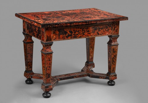 18th century - An anglo-dutch tortoiseshell centre table