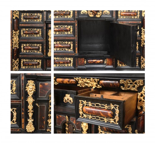 Furniture  - A 17th c. Italian collector&#039;s table cabinet