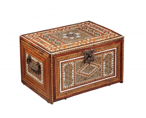 Gujarat Sindh cabinet de table