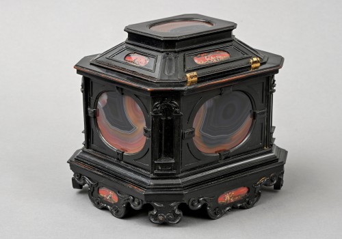 Coffret d'Augsbourg en agate peint - Mobilier Style Louis XIII