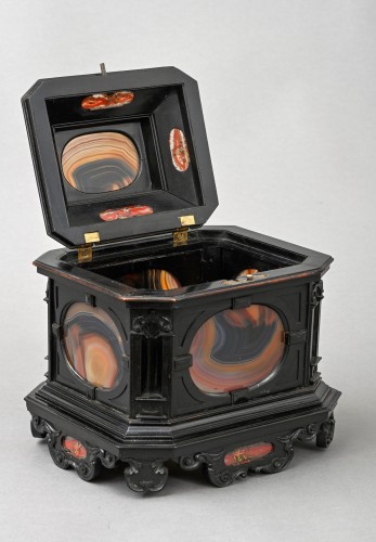 Coffret d'Augsbourg en agate peint - Torkild