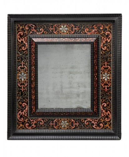Miroir flamand en ébène incrusté de laque
