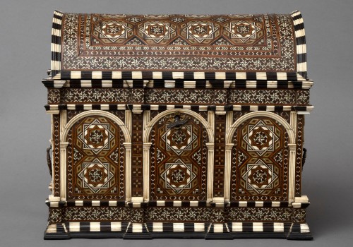 A POST-NASRID CHEST - Furniture Style Renaissance