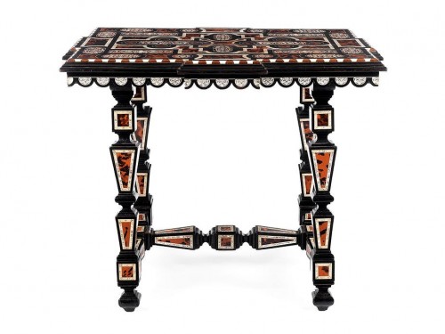 Table Italienne ou Espagnole fin XIXe - Mobilier Style Napoléon III