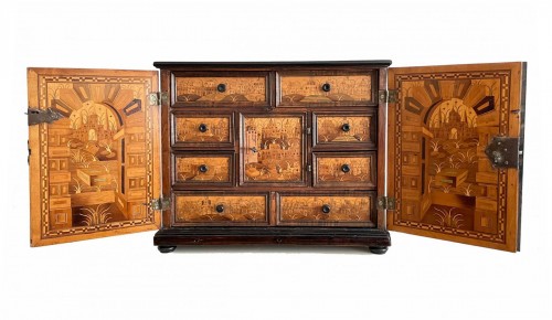 Cabinet Marqueté d'Augsbourg