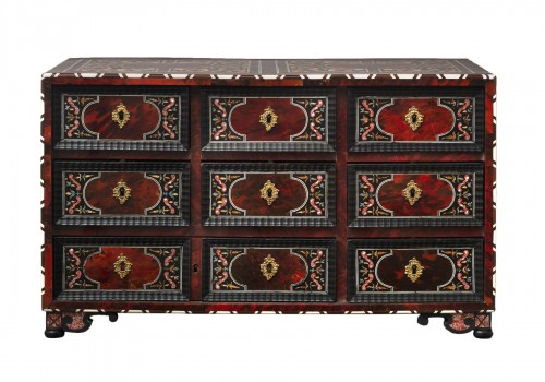 AN ANTWERP or BRUSSELS INLAID LACQUER AND TORTOISESHELL TABLE CABINET