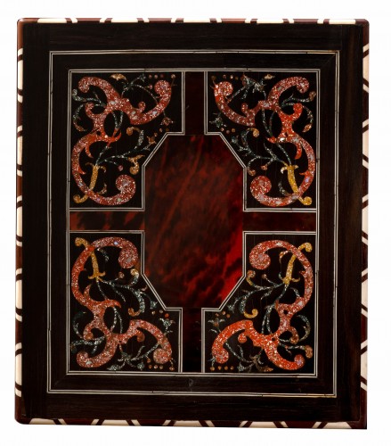 AN ANTWERP or BRUSSELS INLAID LACQUER AND TORTOISESHELL TABLE CABINET - 
