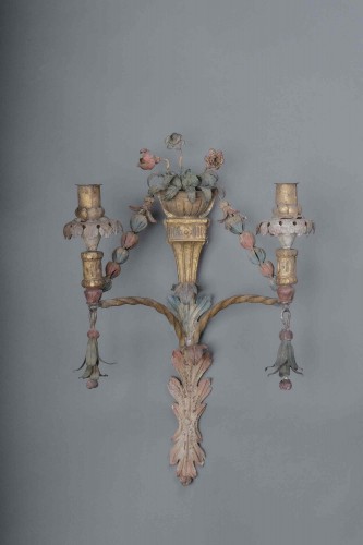 Important Pair Of Wrought And Painted Iron Sconces, Veneto Ca. 1780  - Lighting Style Louis XVI