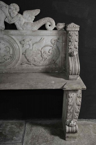 Matériaux & Architecture  - Banc en marbre de Carrare magnifiquement décoré, Toscane XVIIe siècle