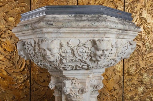 Matériaux & Architecture Eléments d'architecture - Importante fontaine Renaissance de Pierre Blanche, Bourgogne, XVIe siècle