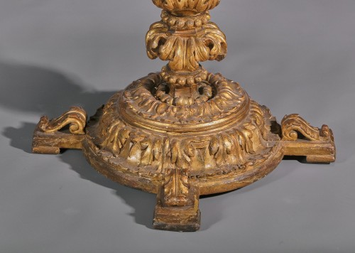 19th century - Carved and gilded gueridon with a Pietra Dura top, Rome around 1840