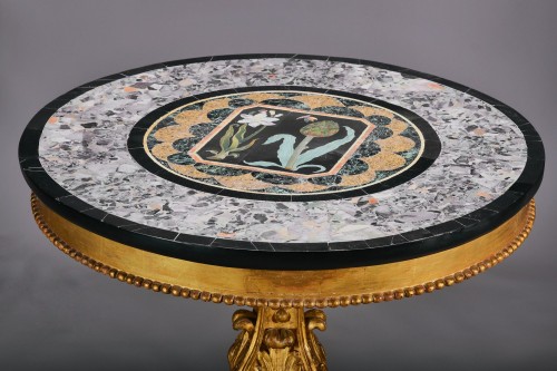 Carved and gilded gueridon with a Pietra Dura top, Rome around 1840 - Restauration - Charles X