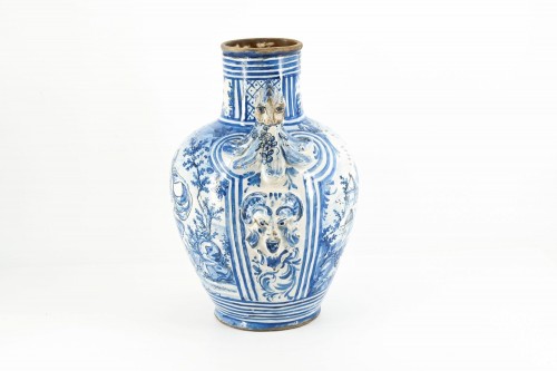 17th century - Pair Of Important Vases In White And Blue, Manufacture De Savona end 17th